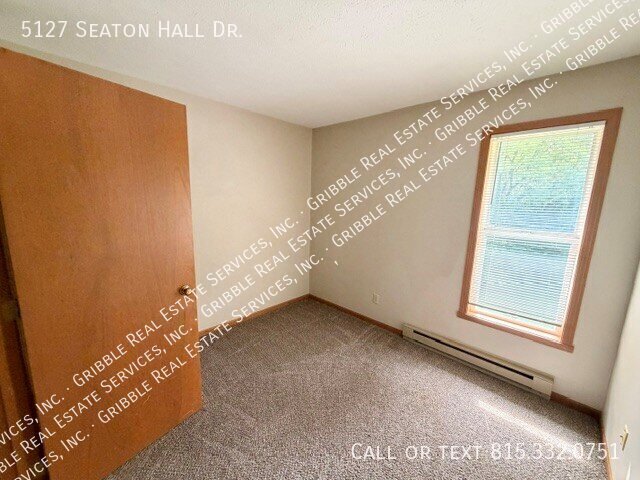Building Photo - 5127 Seaton Hall Dr
