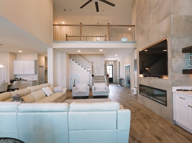 Building Photo - 5823 Ash Vly Dr