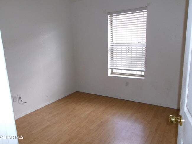 Building Photo - 118 Tierra Vista Dr