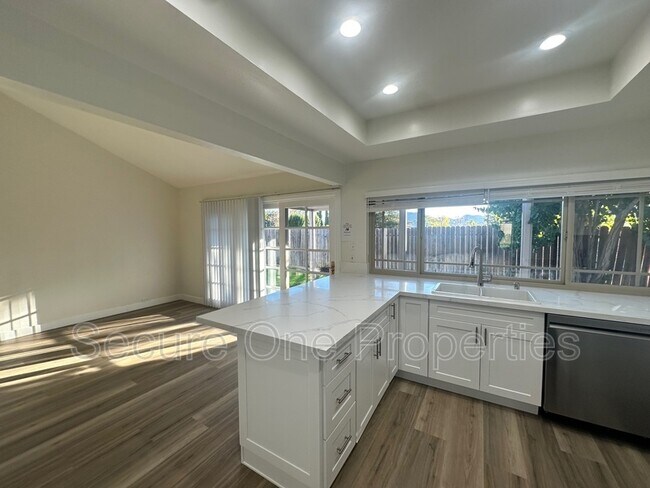 Building Photo - 2738 W Appalachian Ct