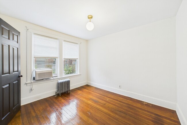 Building Photo - 58 3rd St