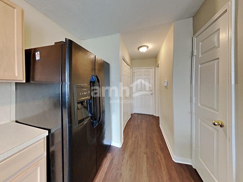 Building Photo - 4002 Portman Glen Ln