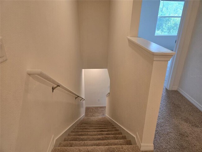 Building Photo - 1261 Yellow Finch Dr