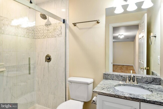 Building Photo - 4481 Shady Point Pl