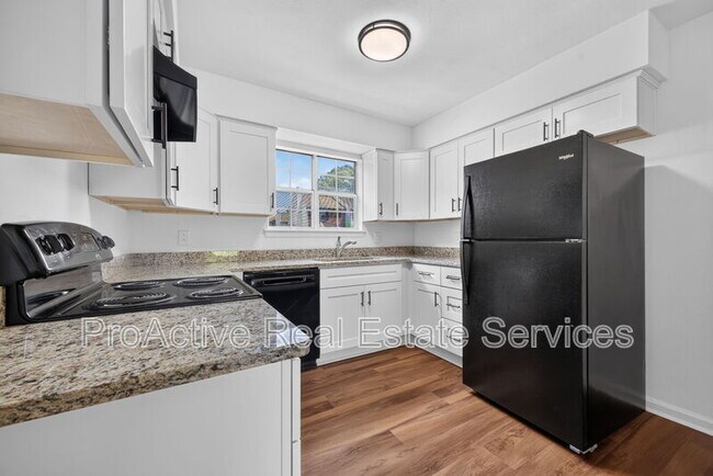 Building Photo - 1031 Still-Harbor Cir