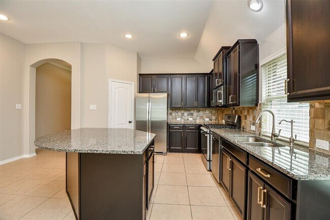 Building Photo - 15219 Ashbrook Dove Ln