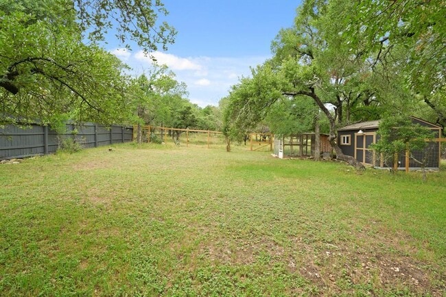 Building Photo - 510 Camino De Rancho