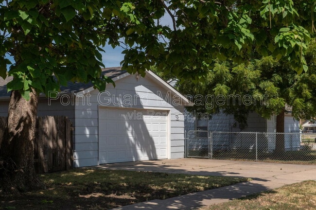 Building Photo - 149 S Richmond Ave