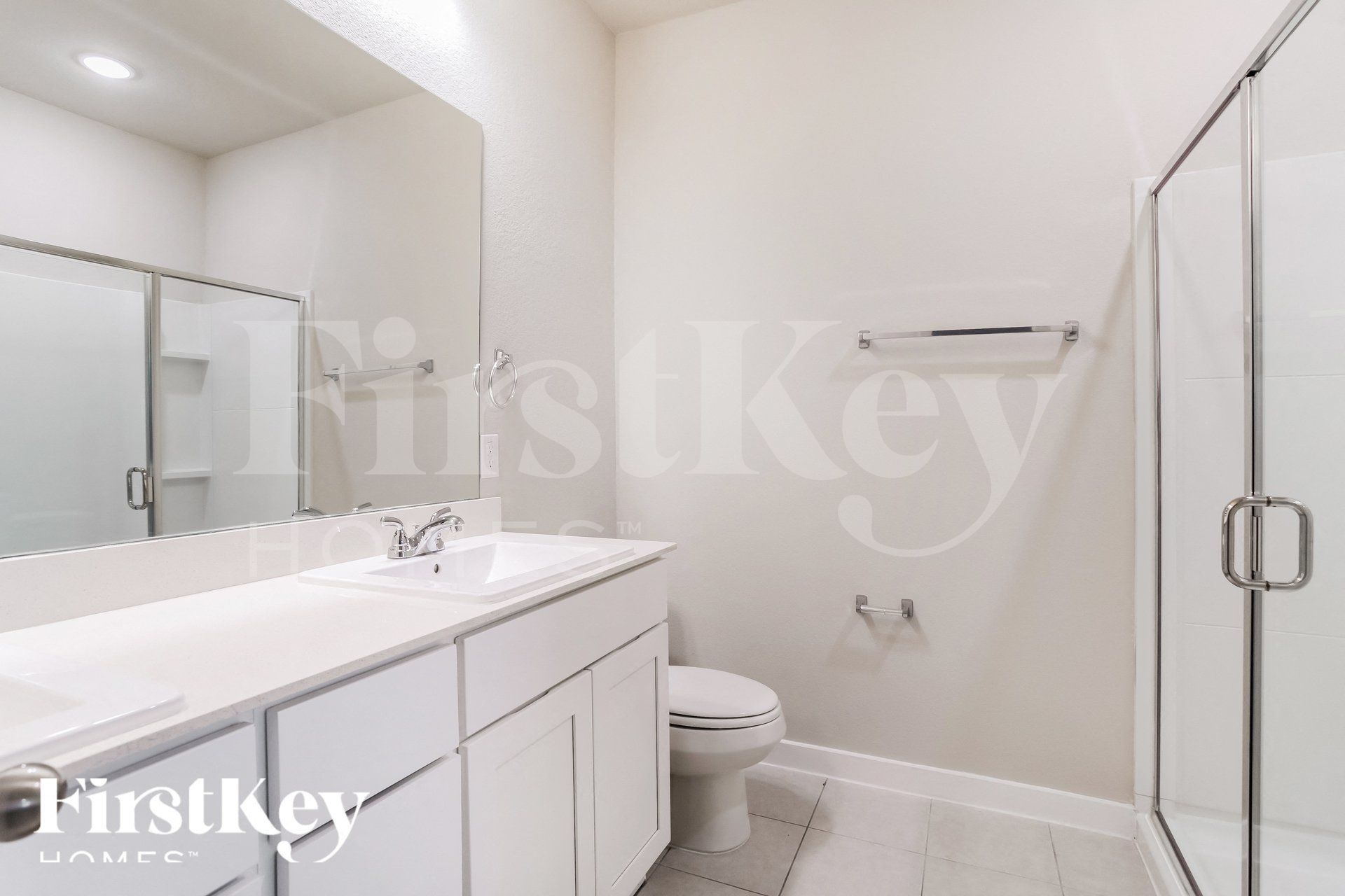 Building Photo - 323 Niki Dr