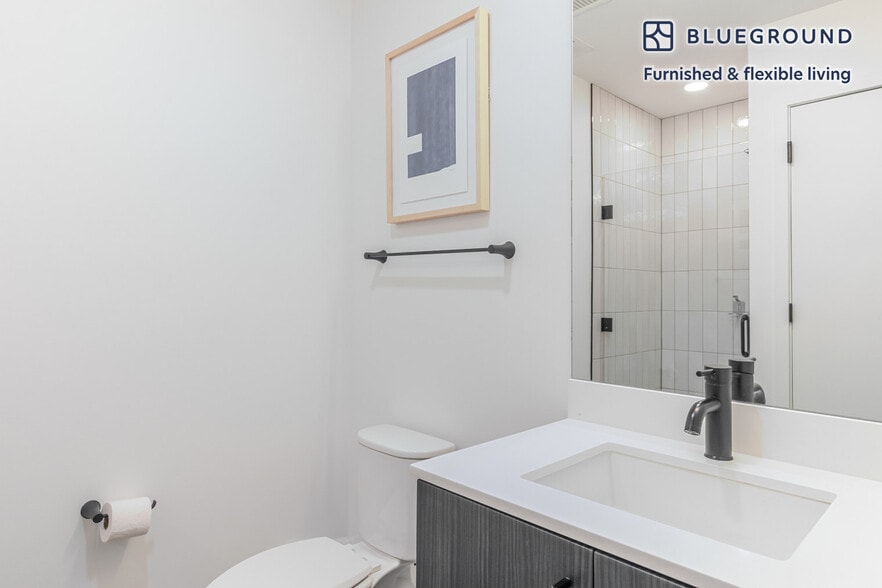 Building Photo - 61 W Erie St