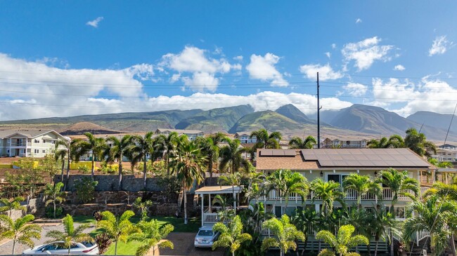 Building Photo - Oceanview 3-Bedroom in Lahaina – Solar, EV...