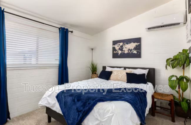 Building Photo - 1227 N Belvedere Ave