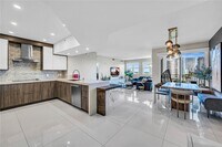 Building Photo - 19900 E Country Club Dr