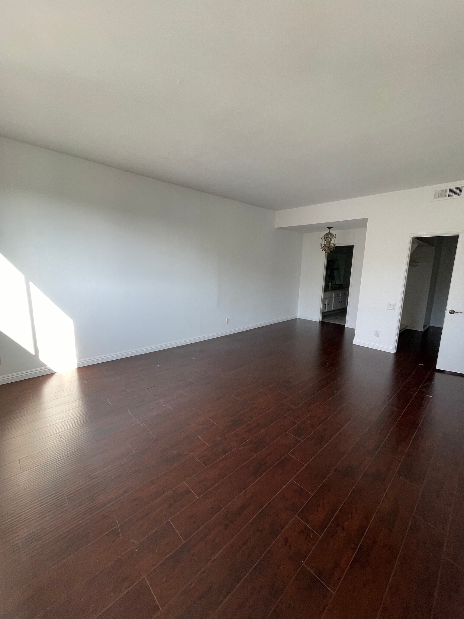 Building Photo - 2175 S Beverly Glen Blvd