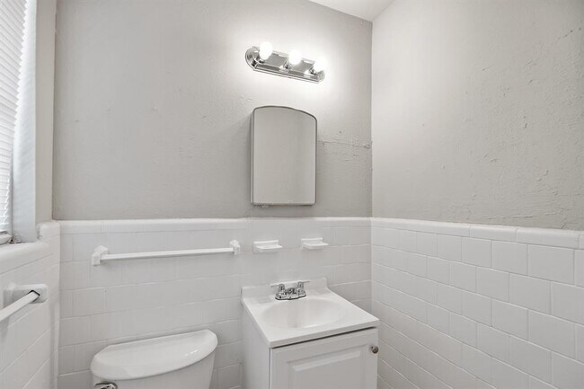 Building Photo - 2722 Dragonwick Dr