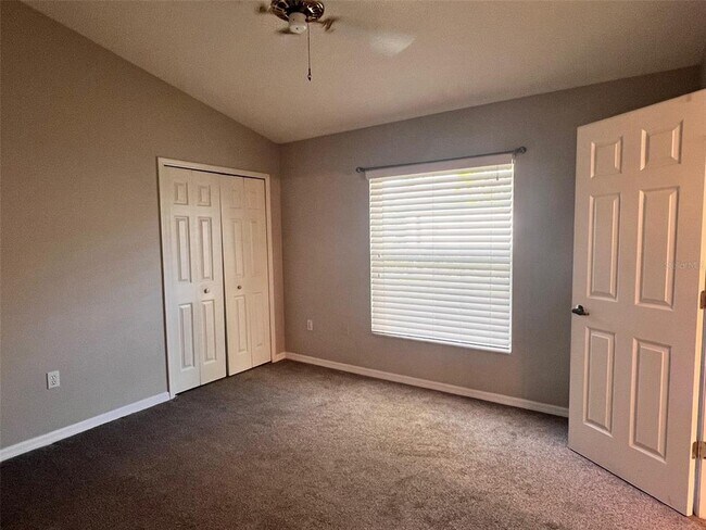 Building Photo - 1753 Kinsmere Dr