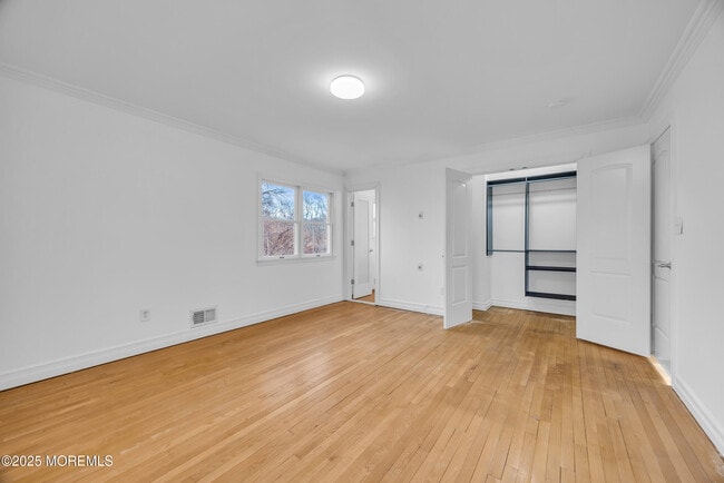 Building Photo - 107 Old Bridge Dr