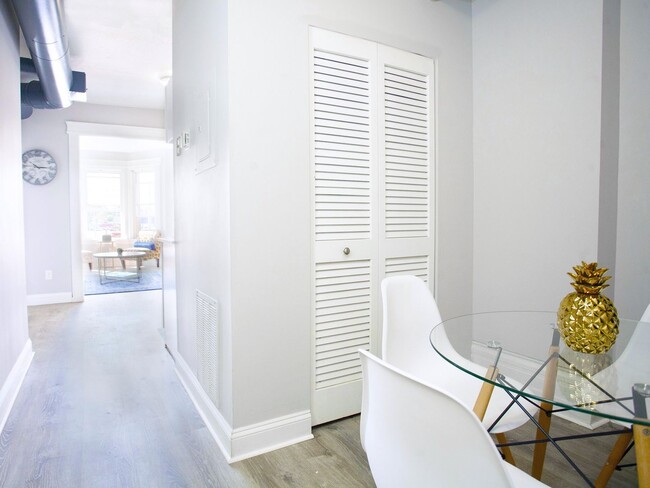 Interior Photo - Smartland Body Block Arcade Apartments