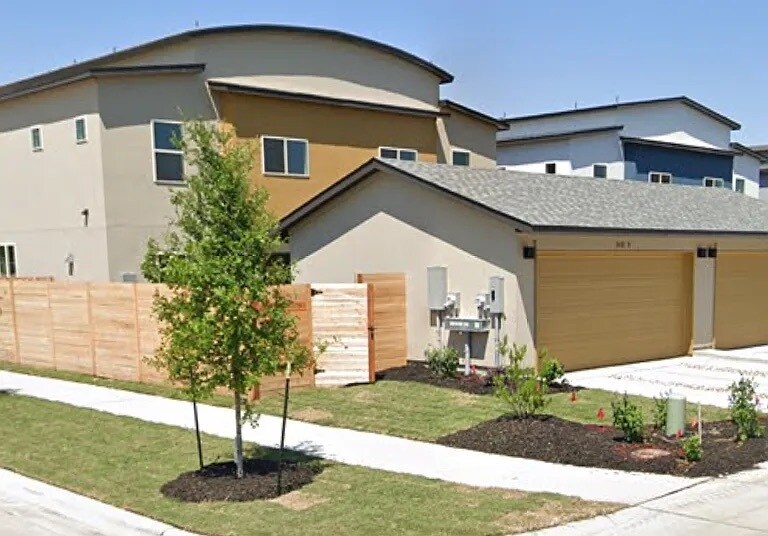 Building Photo - 5801 A Charles Merle Dr