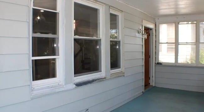 Primary Photo - 69 Schuyler Ave