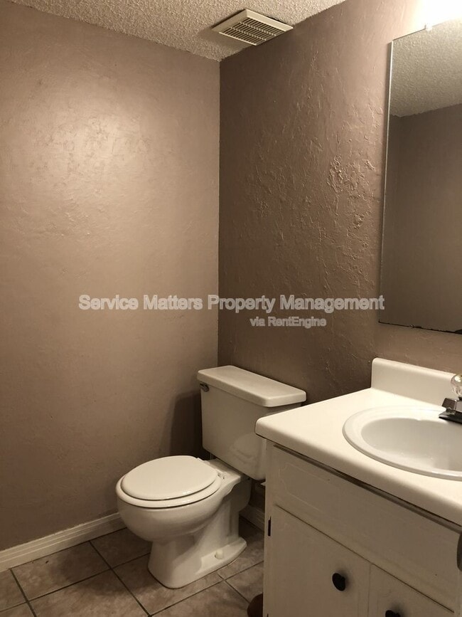 Building Photo - 1111 Bloodworth Ln