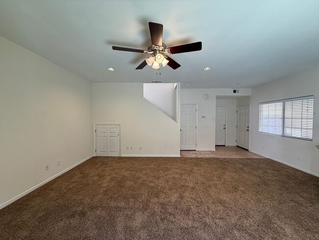 Building Photo - Centrally Located Large Two Story Home on ...