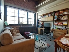 Building Photo - 15 Richdale Ave