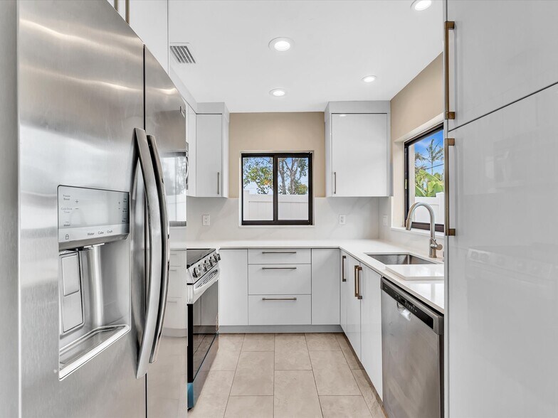 European cabinetry - 5408 NE 3rd Ter