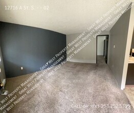 Building Photo - ONE MONTH FREE RENT! Call us today!!