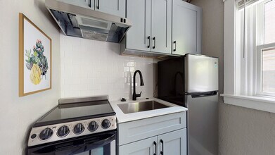 Studio/1BA - Tiffany Apartments