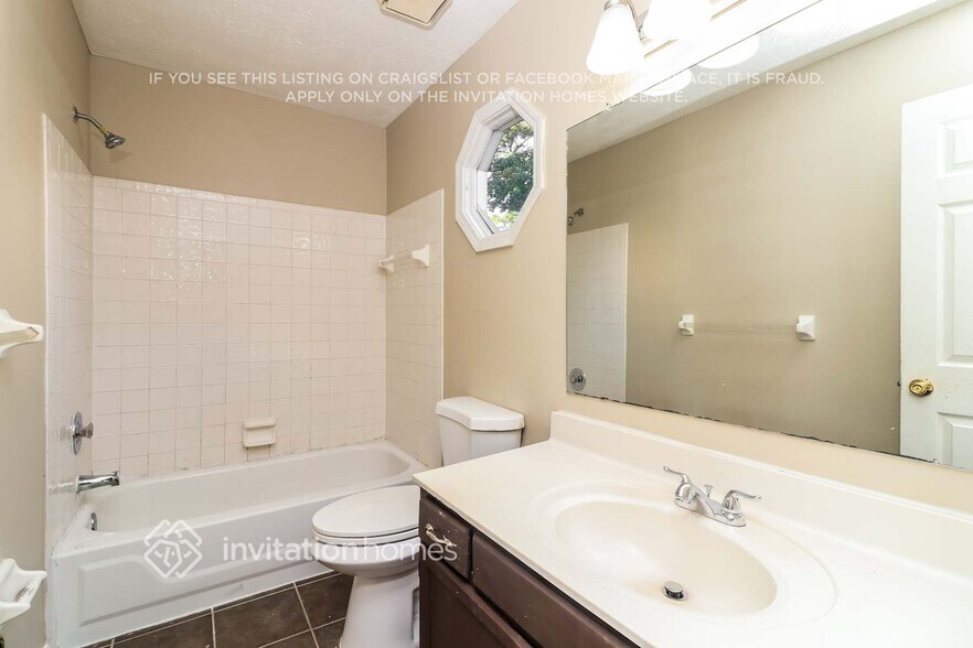 Building Photo - 4045 Fastnet Ln