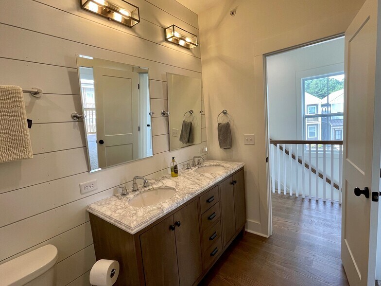 Upstairs Bathroom - 127 Allison Way