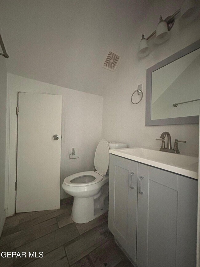 Building Photo - 12444 Sombra Grande Dr