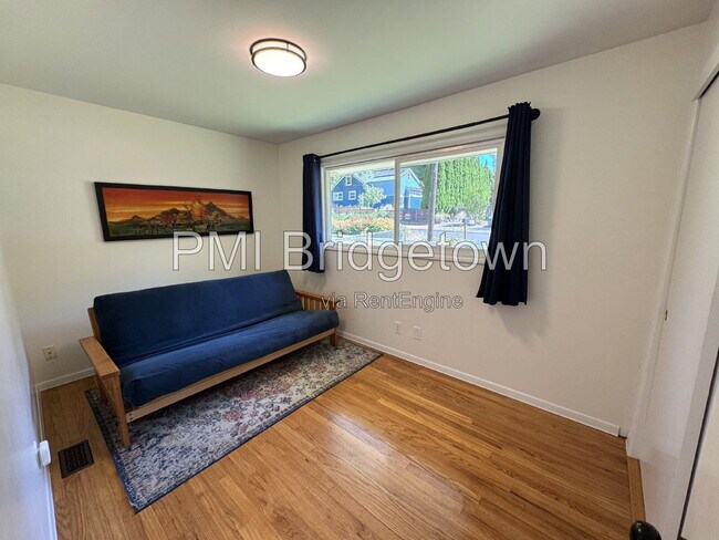Building Photo - 9725 SE 29th Ave