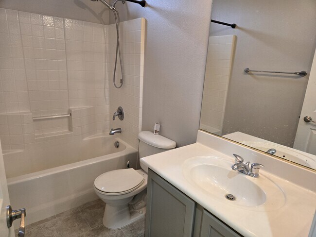 Building Photo - 993 White Glacier Ave