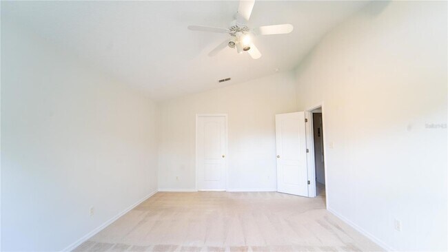 Building Photo - 2264 Hillshire Dr