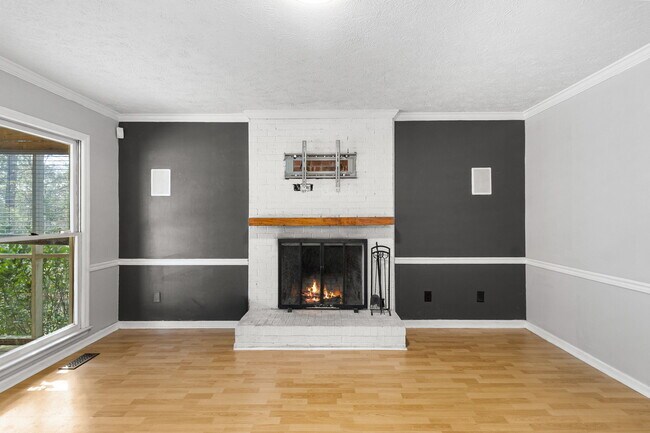 Building Photo - 7666 Wilkins Dr