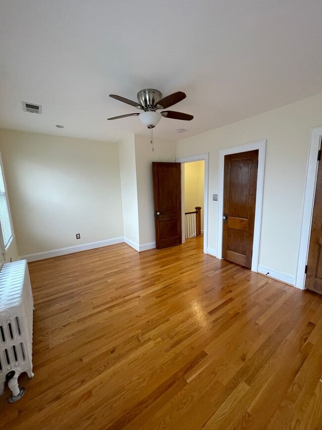 Building Photo - Charming 1928 Row Home for Rent with Modern Amenities — 2 Bedroom 2 Full Bath w/ 2 Half Baths, 2 ...