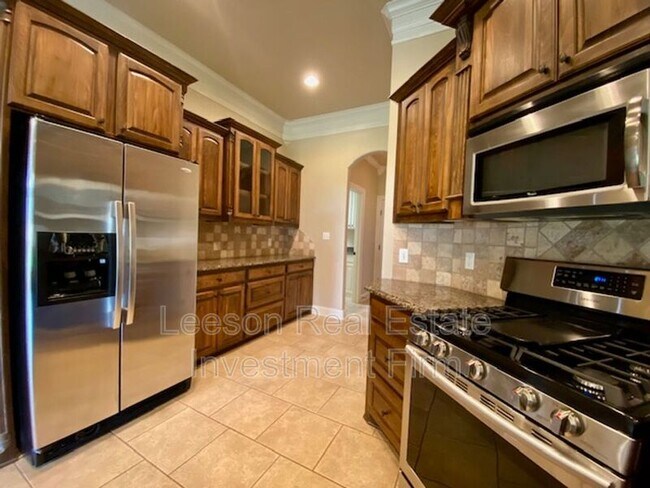 Building Photo - 344 Antietam Dr
