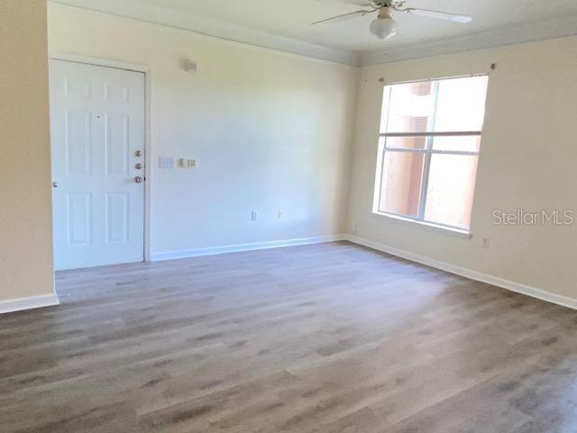 Building Photo - 8849 Villa View Cir