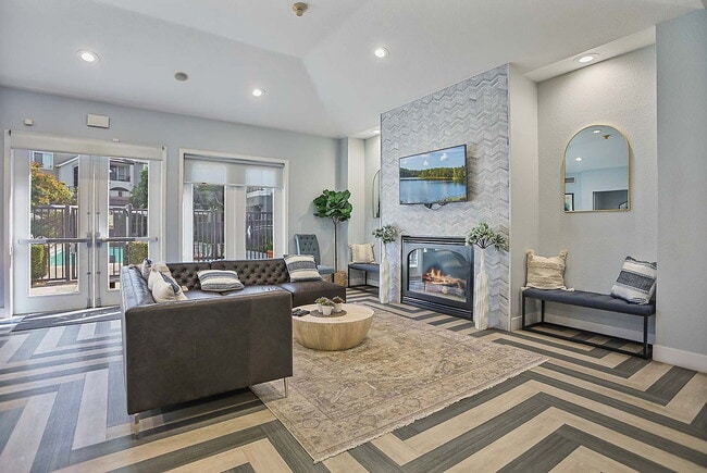 Building Photo - City Centre