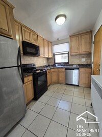 Building Photo - 7324 N Ridge Blvd