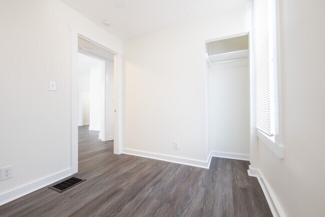 Building Photo - Detroit