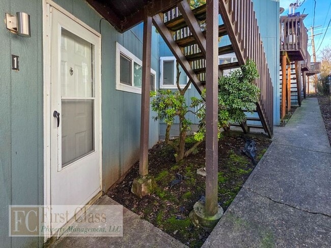 Building Photo - 12345 SW Hall Blvd