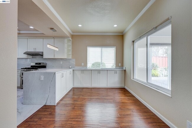 Building Photo - 5440 Twilight Common