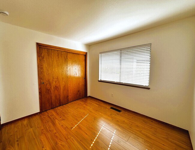 Building Photo - 2314 Sierra Creek Cir