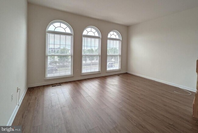 Building Photo - 25015 Riding Center Dr