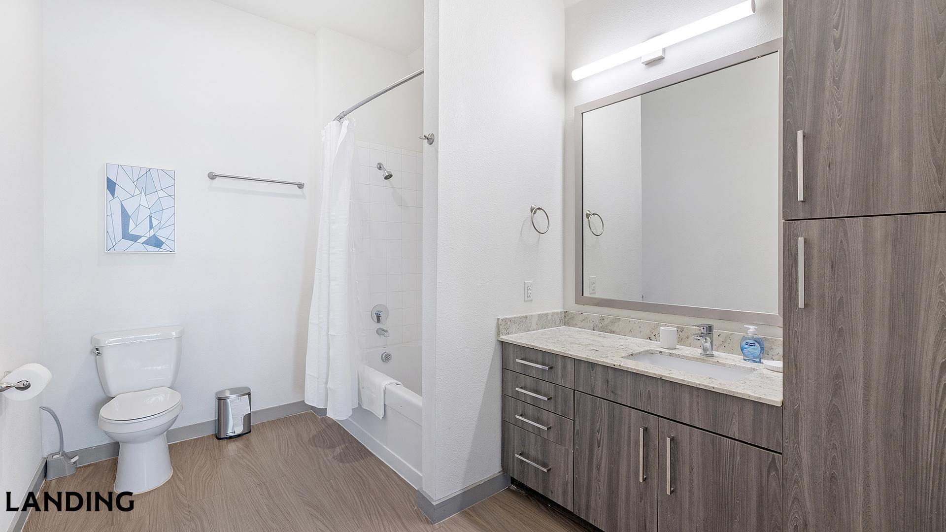 Building Photo - 101 S Center St