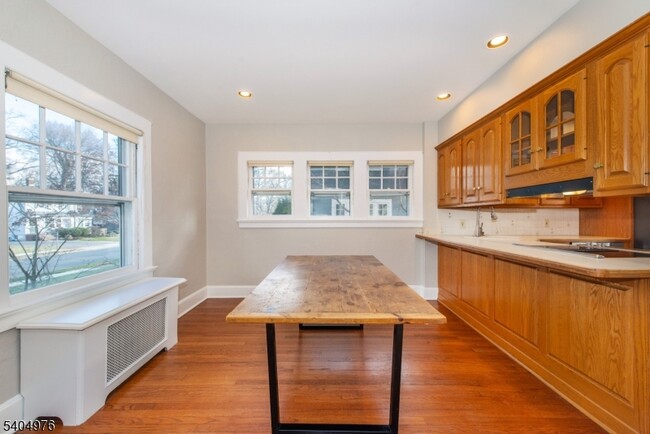 Building Photo - 22 Carolin Rd