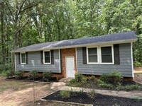 Building Photo - 3 Bedroom House in Powhatan